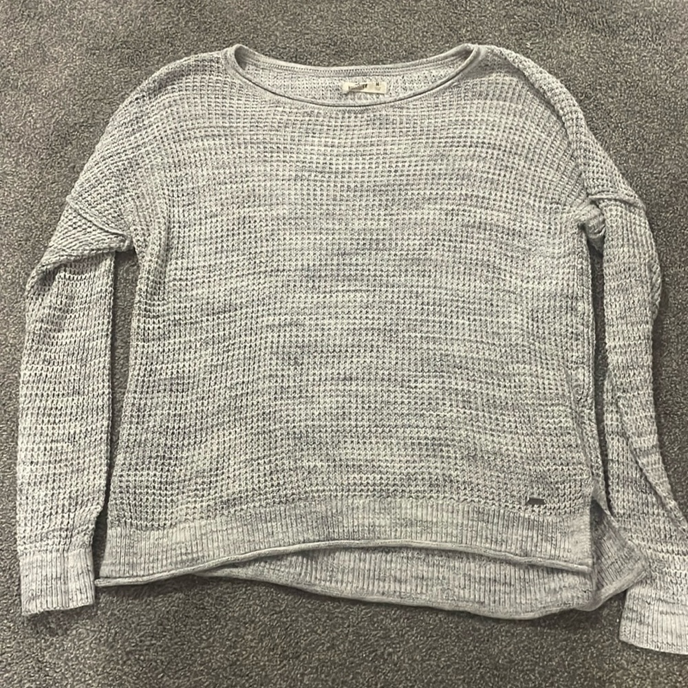 Grey knitted Hollister sweater. Size medium